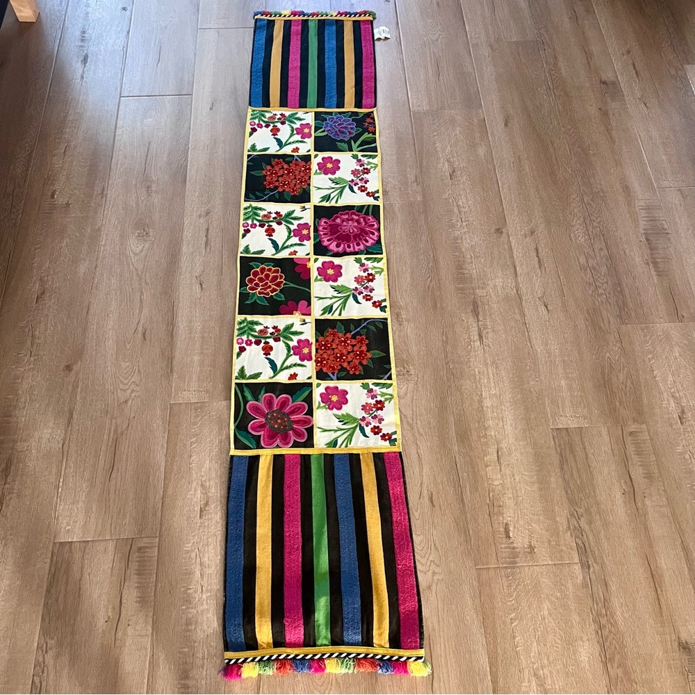Pier 1 Table Runner Flowers Embroidered Chain Stitch Geraniums Rainbow 14” X 72”